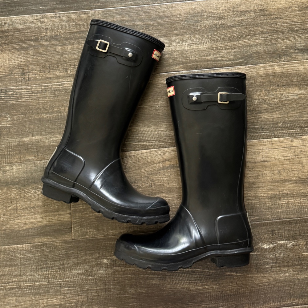 Hunter Black Rubber Tall Rain Boots